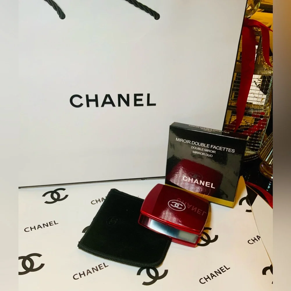“HOST PICK” Chanel Miroir Double Facettes compact NWOT - Picture 4 of 4